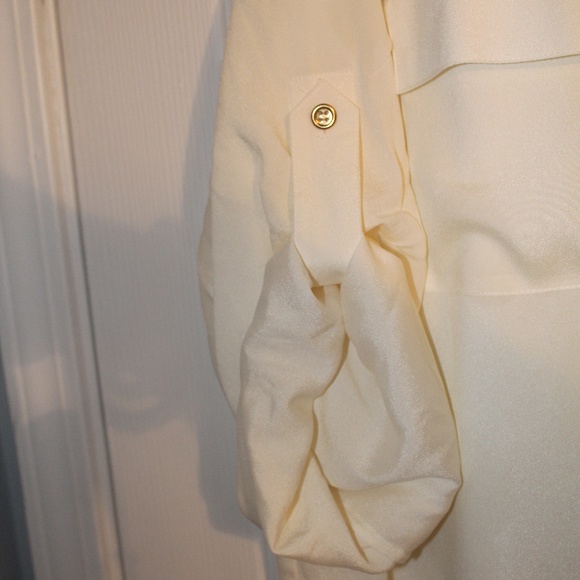 NWOT -3X Charter Club Woman Roll-tab Sleeve Blouse - Picture 3 of 7